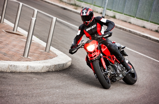 Ducati_Hypermotard_1100
