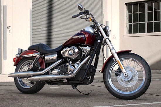 Harley-Davidson_Dyna_Super Glide Custom