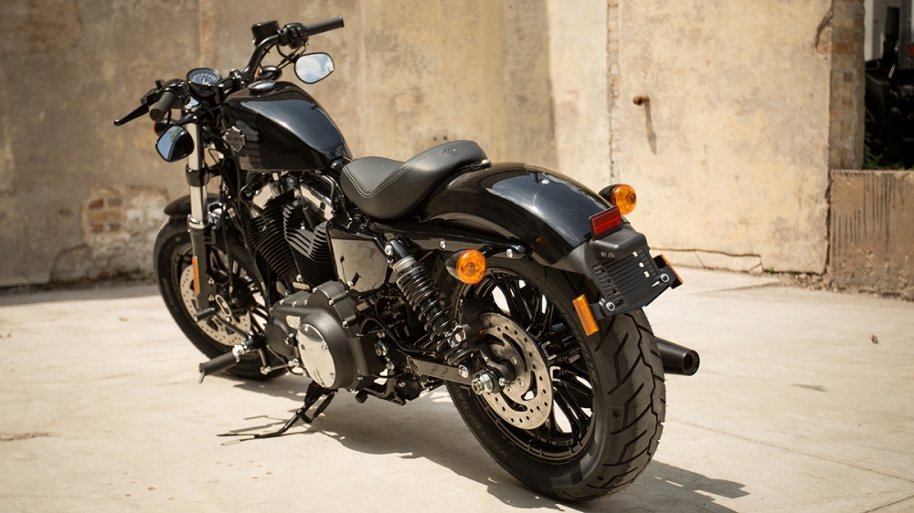 Harley-Davidson_Sportster_1200 Forty Eight