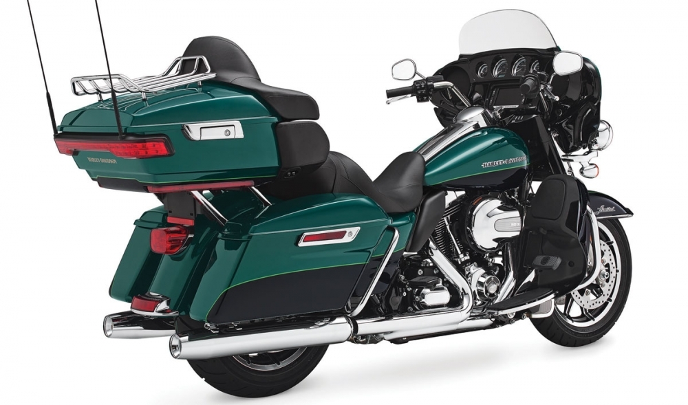Harley-Davidson_Touring_Ultra Limited Low