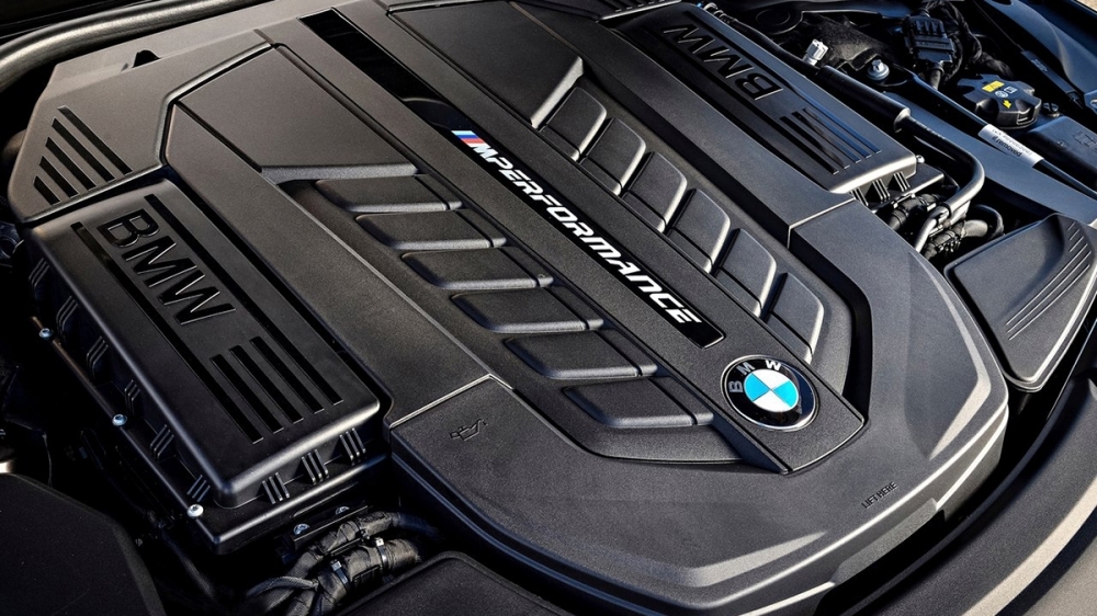 2021 BMW 7-Series M760Li xDrive
