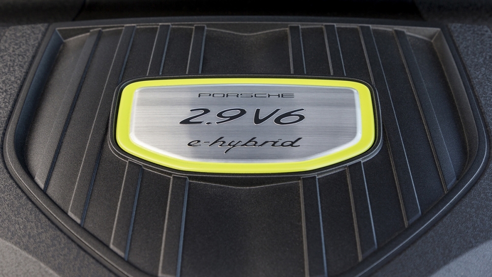 2020 Porsche Panamera Sport Turismo 4 E-Hybrid