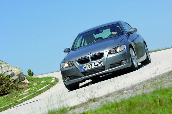 BMW_3 Series Coupe_330i