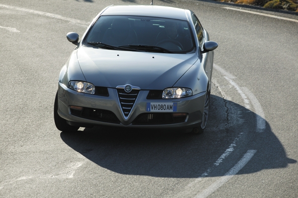Alfa Romeo_GT_2.0 JTS
