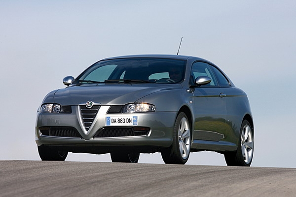 Alfa Romeo_GT_2.0 JTS
