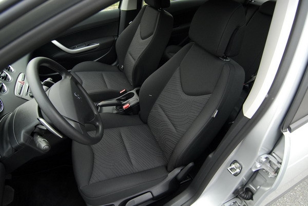 Peugeot_308_1.6 HDi Leather Pack