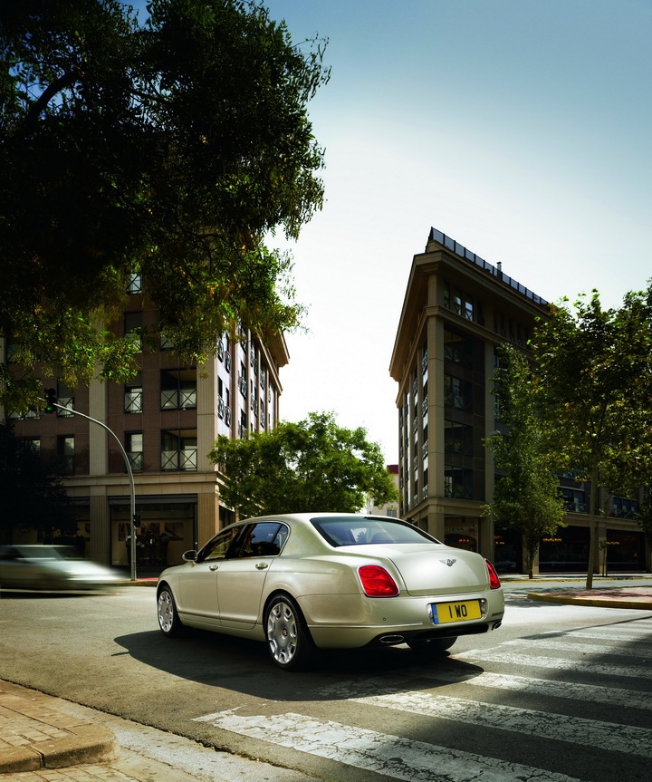 Bentley_Continental_Flying Spur