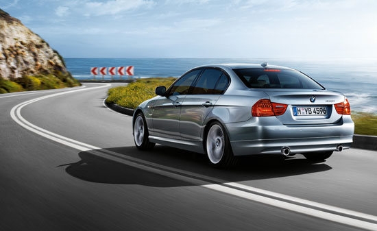 BMW_3-Series Sedan_325i