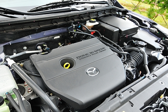 Mazda_3 5D_2.5S
