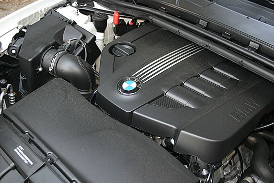 BMW_3-Series Sedan_318d