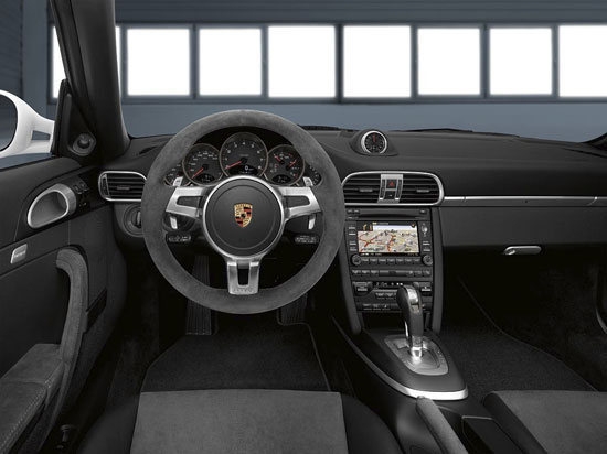 Porsche_911 Carrera GTS_Coupe