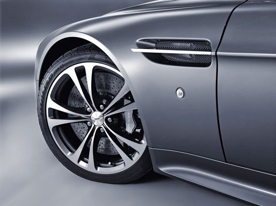 Aston Martin_Vantage_V12 Coupe