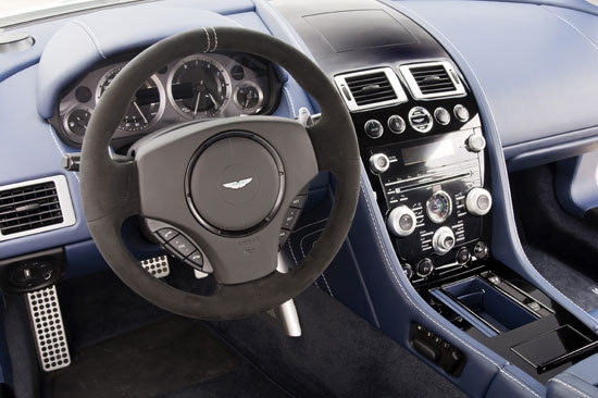 Aston Martin_Vantage_V8 S Coupe