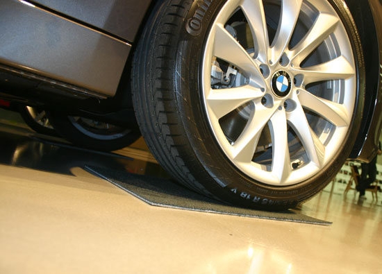 BMW_3-Series Sedan_328i Luxury