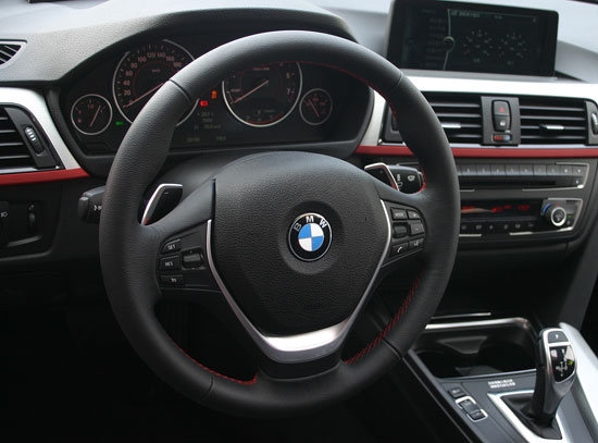 BMW_3-Series Touring_320i Sport