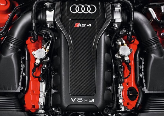 Audi_A4 Avant_RS4