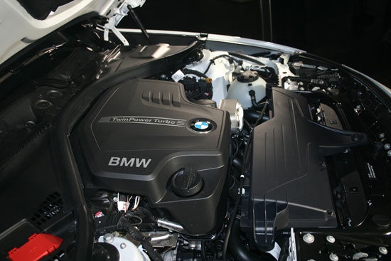 BMW_3-Series GT_328i Luxury