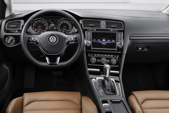 Volkswagen_Golf(NEW)_1.2 TSI Comfort Line