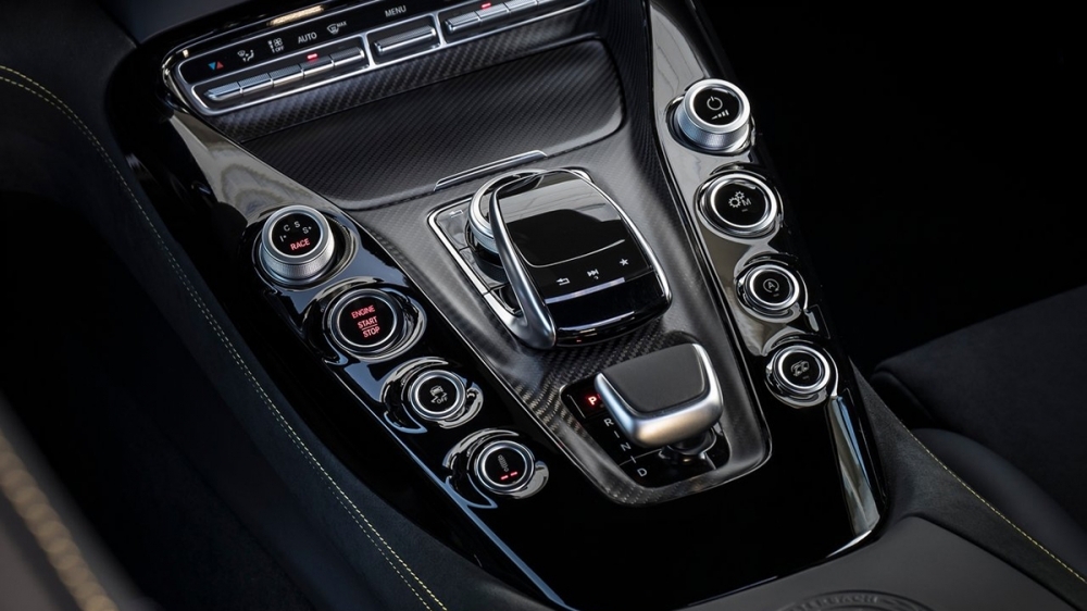 2019 M-Benz AMG GT R 4.0 V8