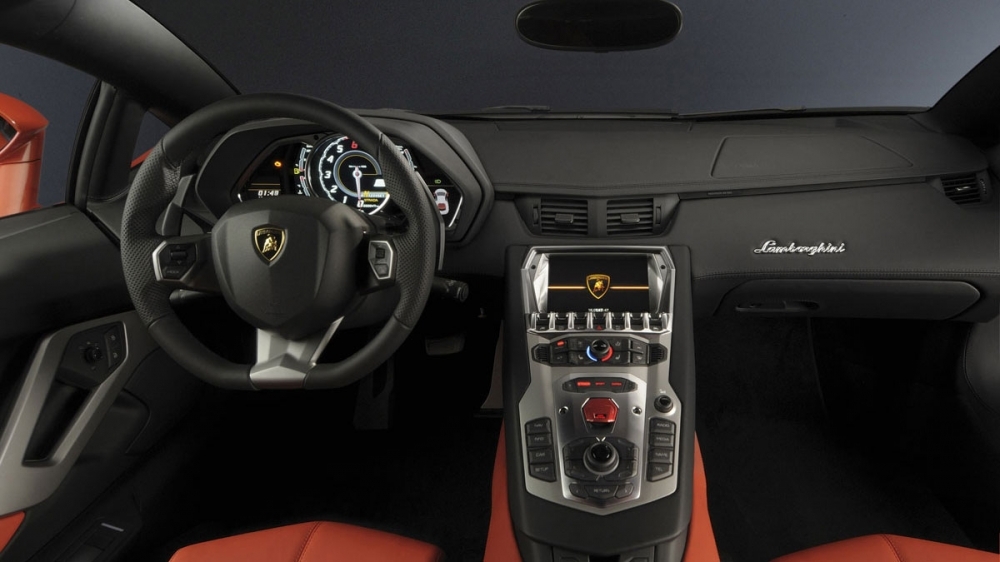 Lamborghini_Aventador_LP 700-4