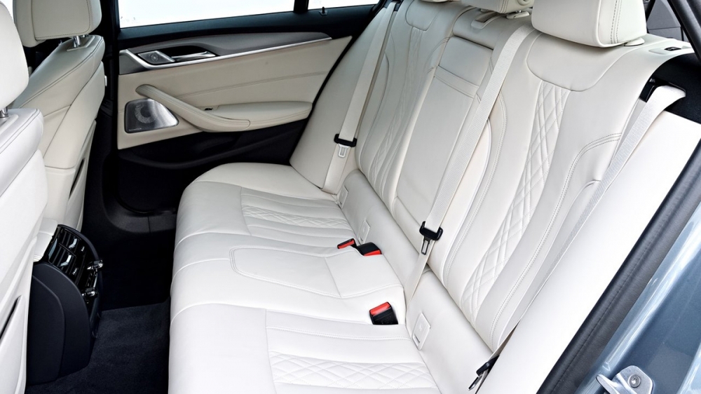 BMW_5-Series Touring(NEW)_520d Luxury