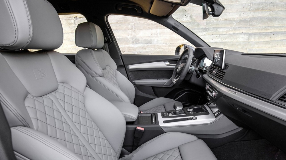 Audi_Q5(NEW)_35 TDI quattro Premium