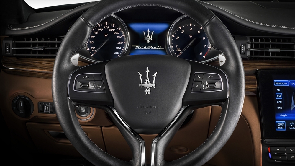Maserati_Quattroporte_Standard