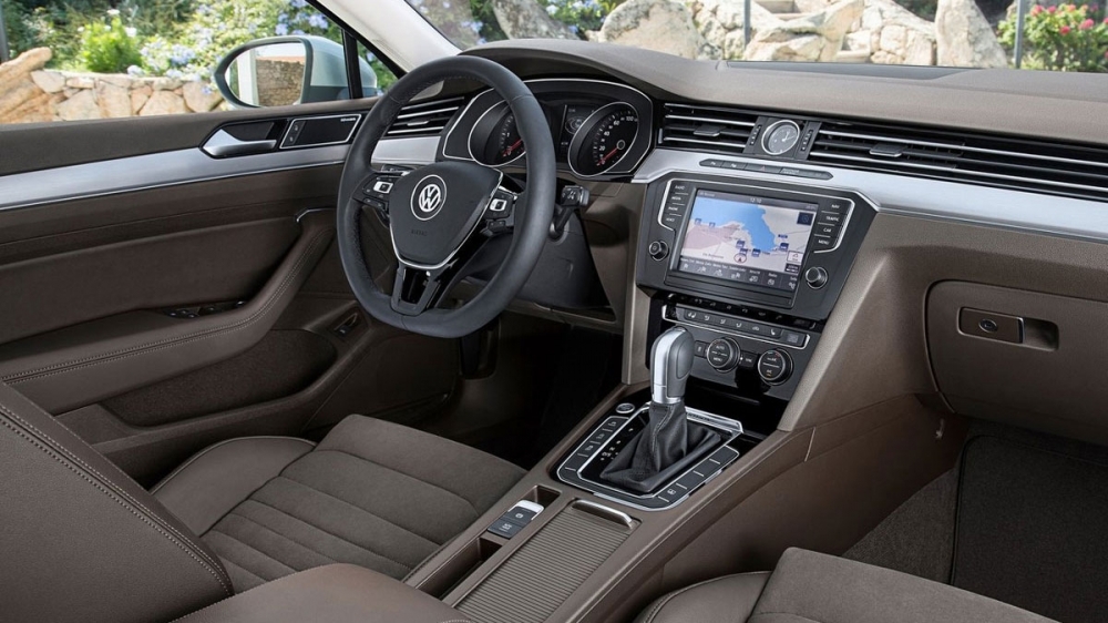 Volkswagen_Passat Sedan_280 TSI Comfortline