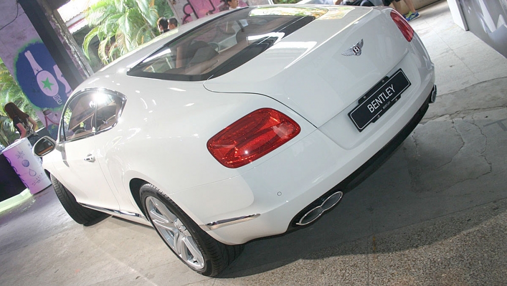 Bentley_Continental GT_4.0 V8