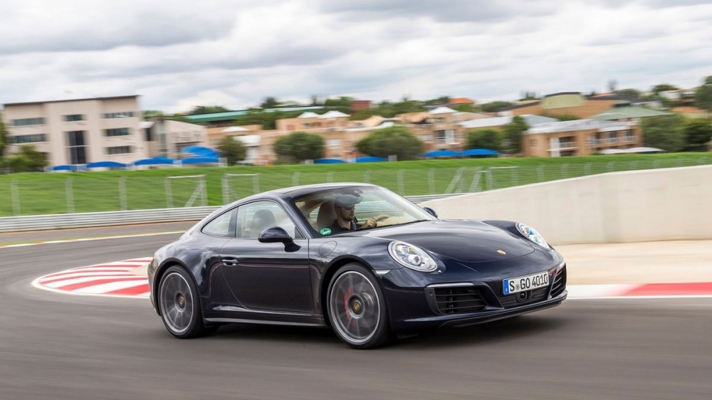 2019 Porsche 911 Carrera 4 S Coupe