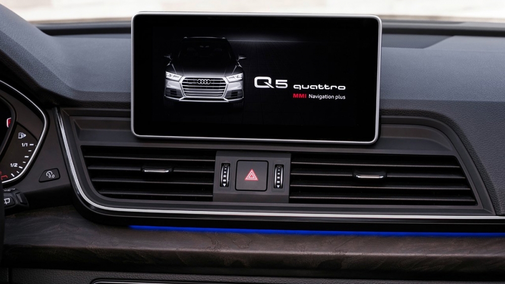 Audi_Q5(NEW)_35 TDI quattro Premium