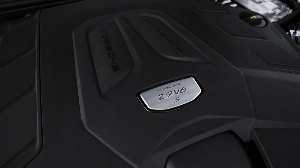 2022 Porsche Cayenne S Platinum Edition