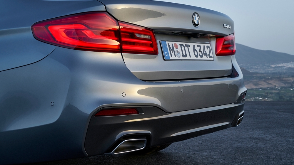 2019 BMW 5-Series Sedan 540i M Sport