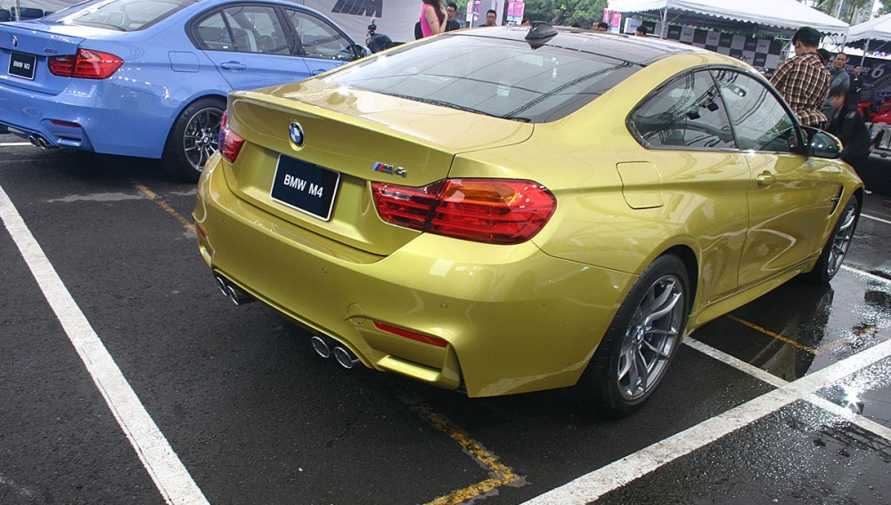 BMW_4-Series_M4自手排版