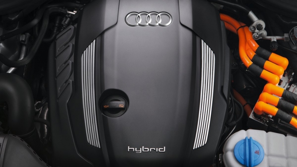 Audi_A6 Sedan_40 Hybrid