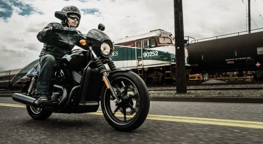 2015 Harley-Davidson Street