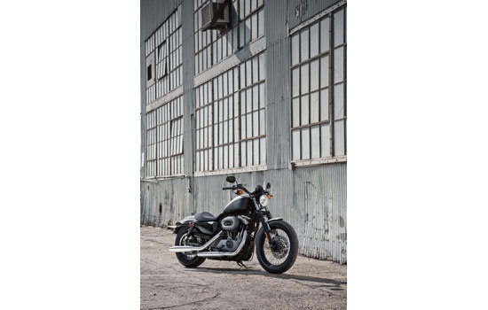 Harley-Davidson_Sportster_XL1200N
