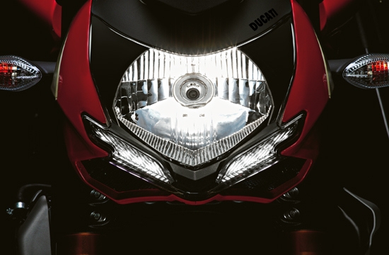 Ducati_Streetfighter_1100S