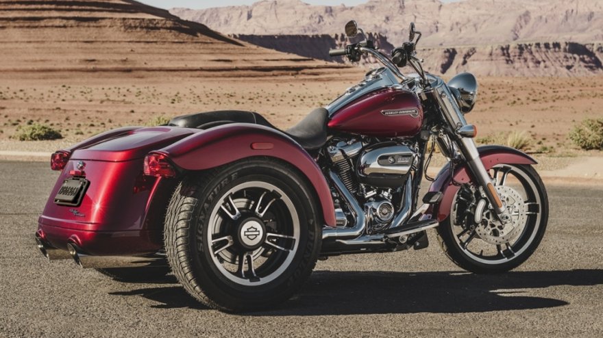 Harley-Davidson_Trike_Freewheeler