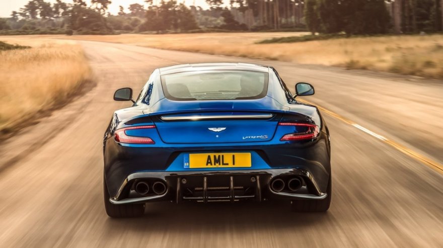 Aston Martin_Vanquish_S 6.0 V12