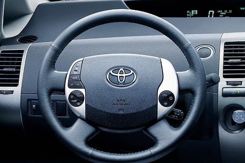 Toyota_Prius Hybrid_1.5