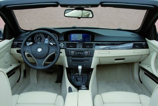 BMW_3-Series Convertible_320i