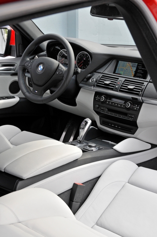 BMW_X6_M 4.4
