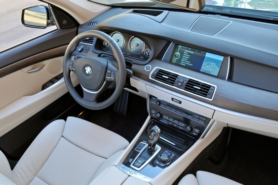 BMW_5-Series GT_530d