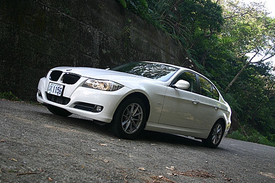 2011 BMW 3-Series Sedan 318d