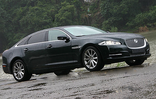 2013 Jaguar XJ L Premium Luxury