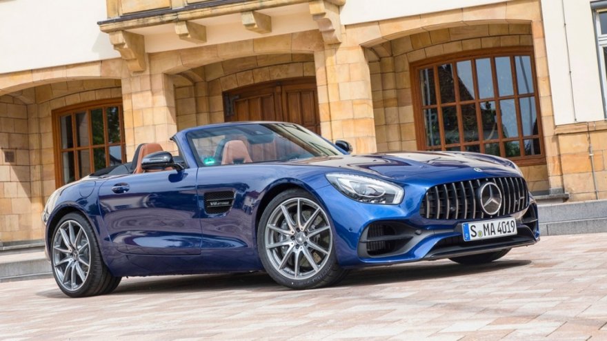 2018 M-Benz AMG GT Roadster