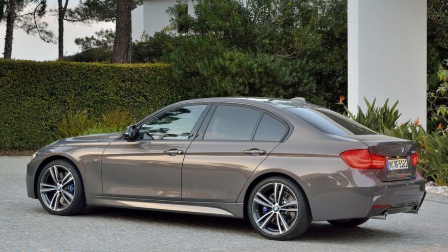BMW_3-Series Sedan_320i M Sport
