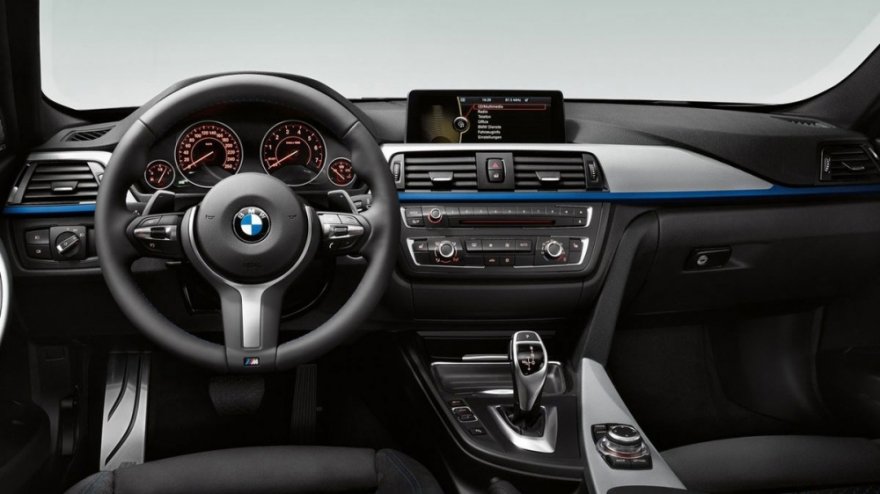 BMW_3-Series Sedan_320i M Sport Package