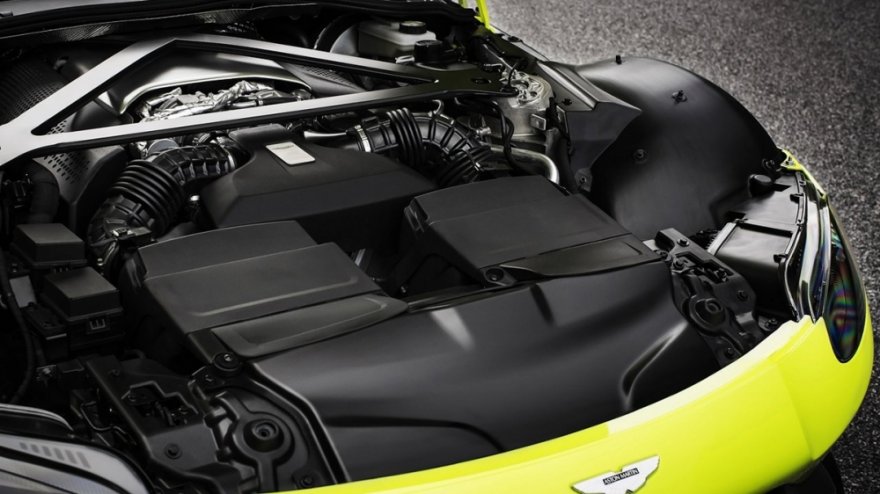2019 Aston Martin Vantage 4.0 V8